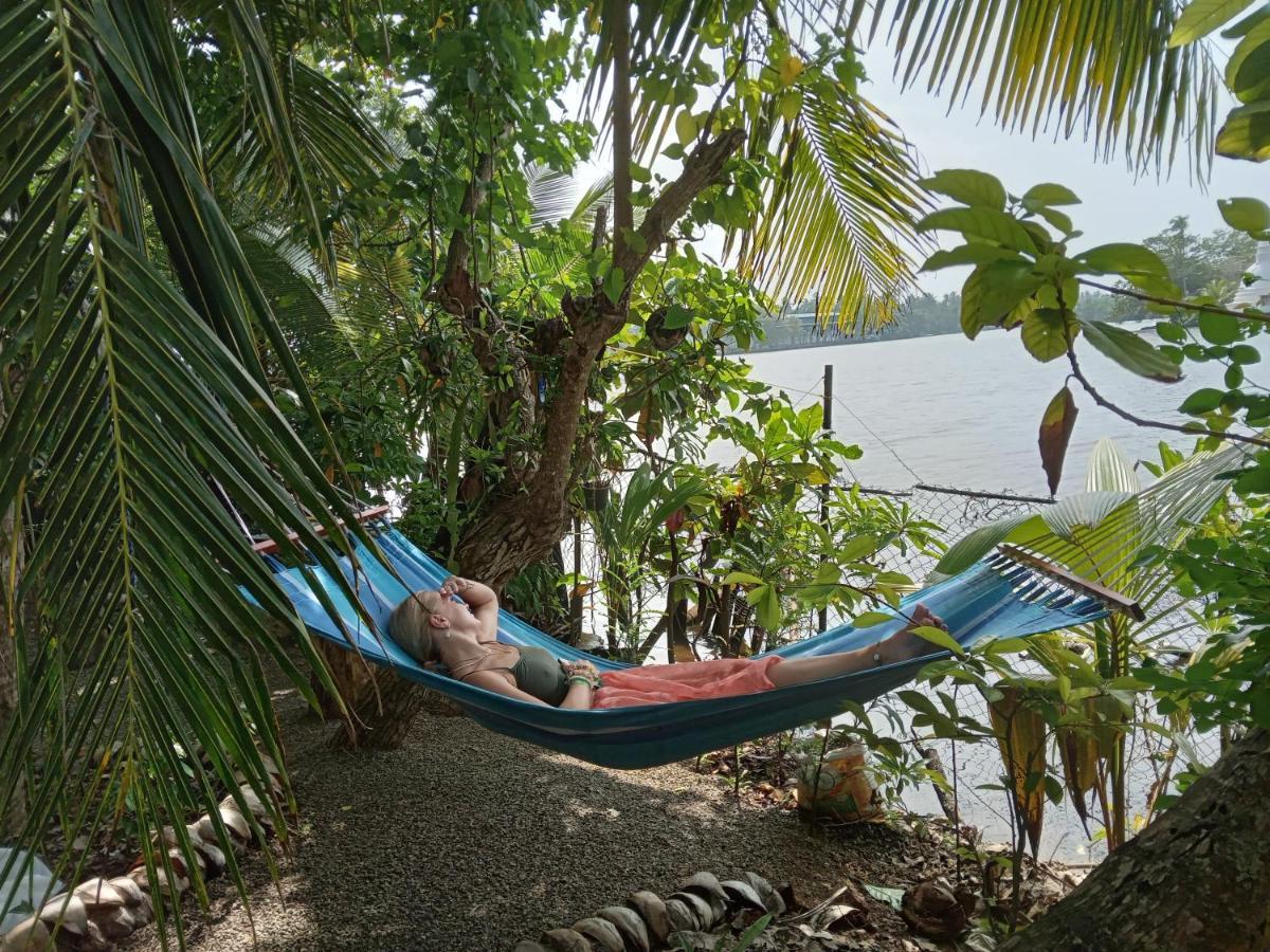 Lake Life Villa アンバランゴダ エクステリア 写真